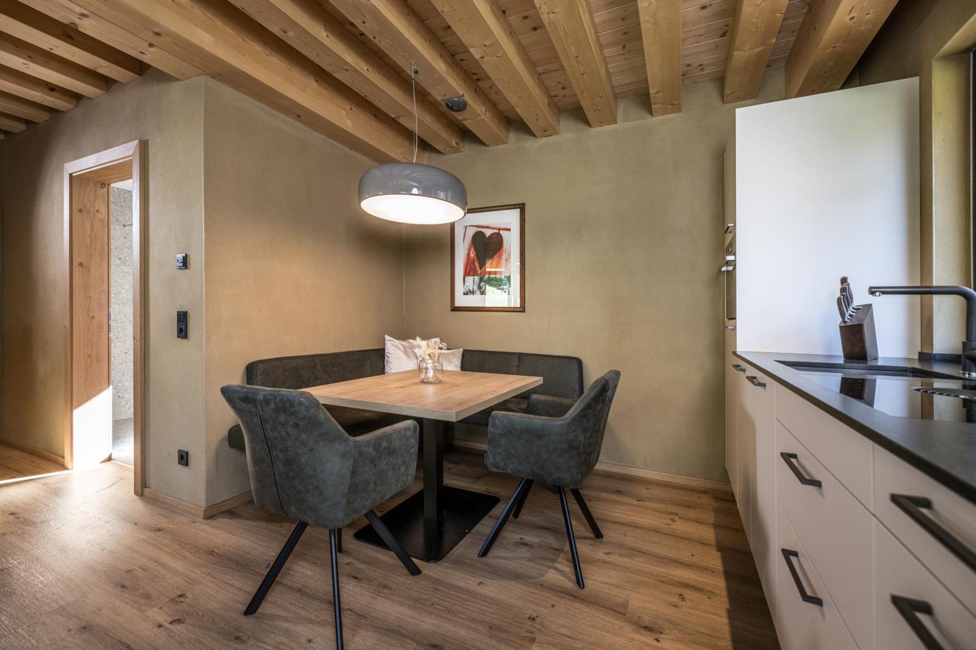 Natur Zeit - Alpine Garden Apartments Mayrhofen Exterior photo